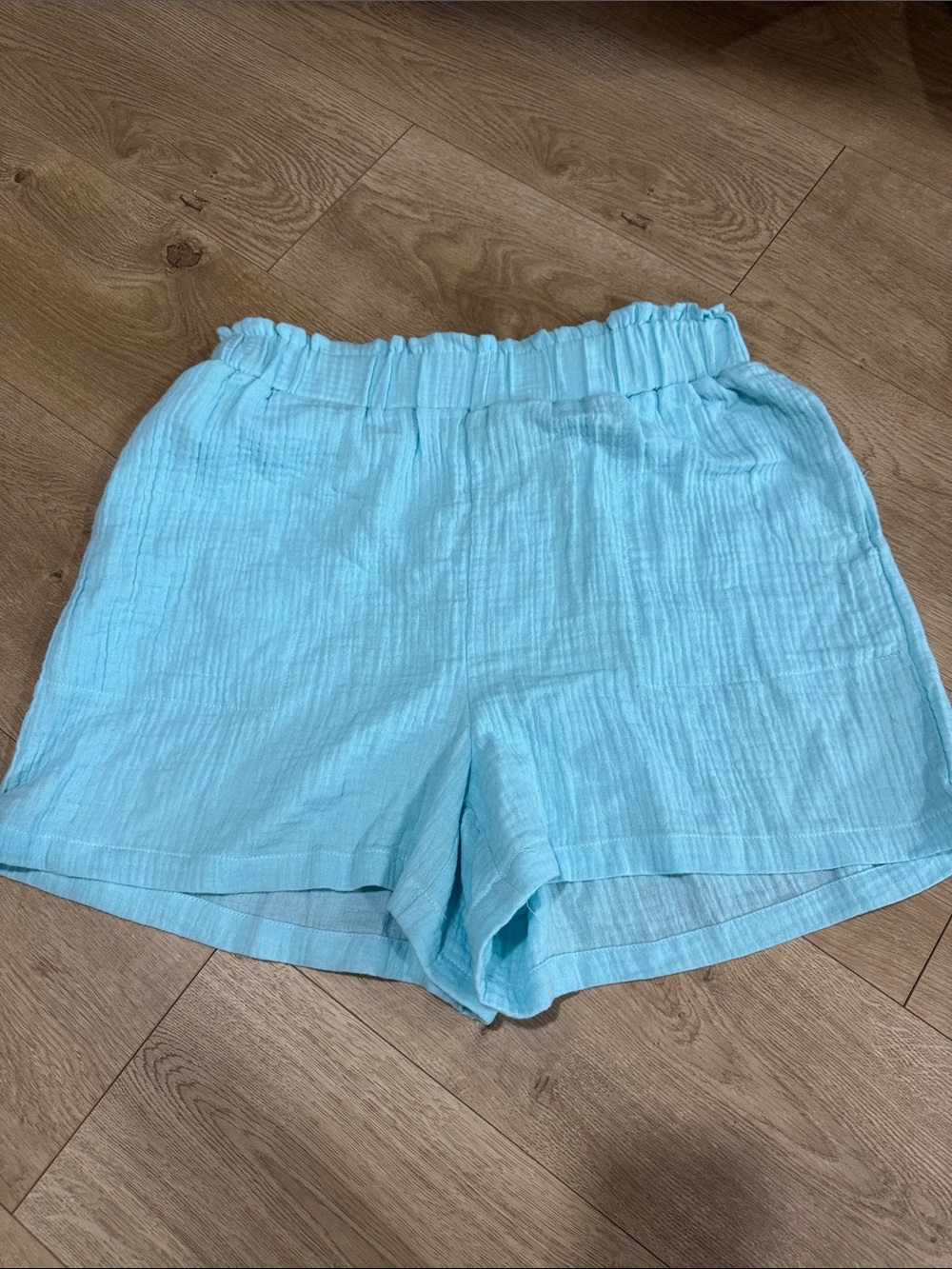 Women's High-Waist Gauze Light Blue Pull-On Shorts
